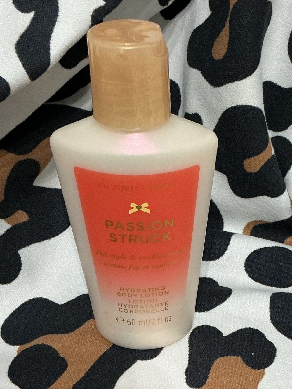VS PASSION STRUCK BODY LOTION